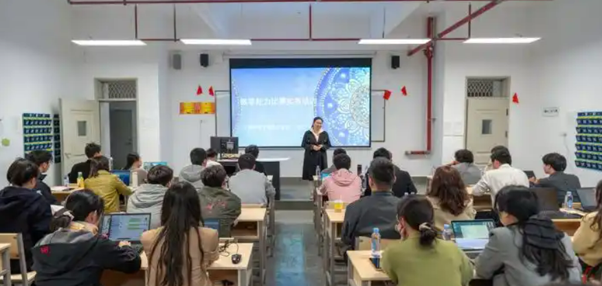 临港文理学院举办 “双师型教师技能大赛” 校企同台竞技赋能应用型教学